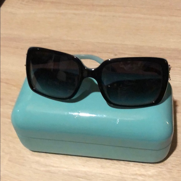 Tiffany Sunglasses main image 8